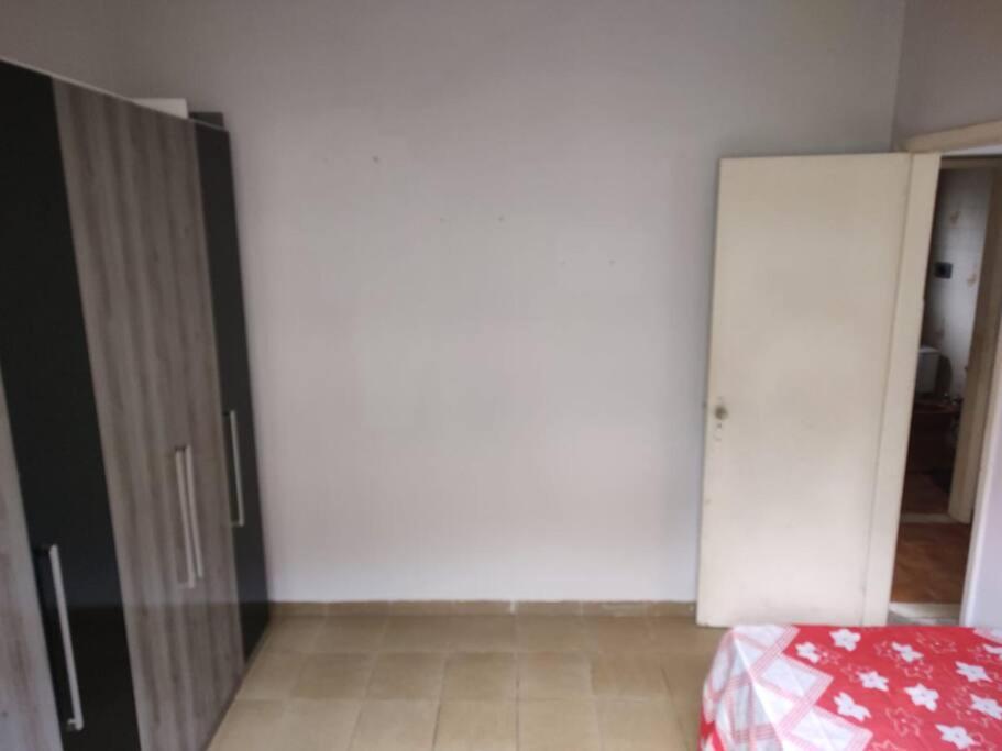 Casa De 2 Qts Perto Estacao *