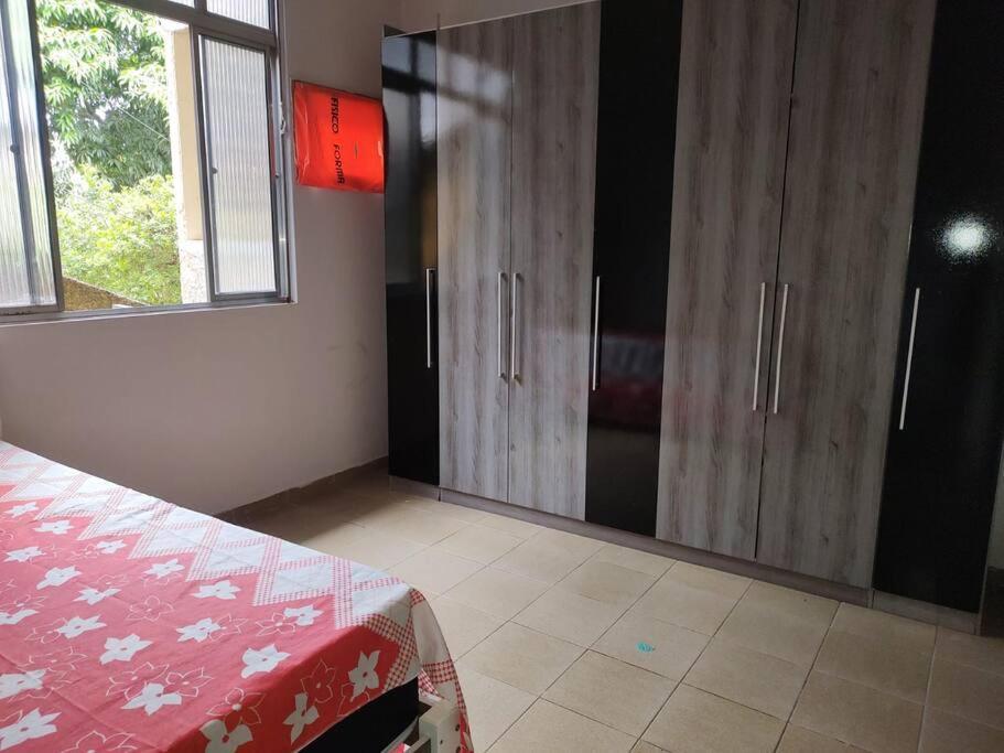 Casa De 2 Qts Perto Estacao Pousada
